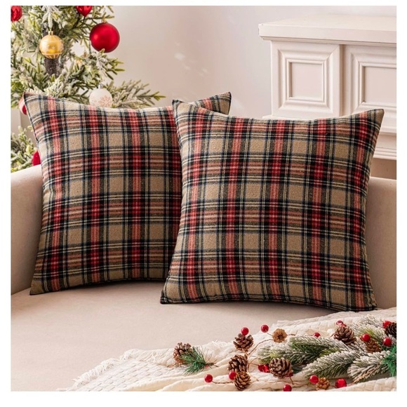 Muilee Christmas set of 2 Scottish tartan plaid pillow covers square 18” - Picture 1 of 6